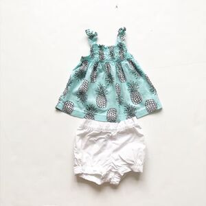 Carters pineapple print/shorts set EUC 6 months